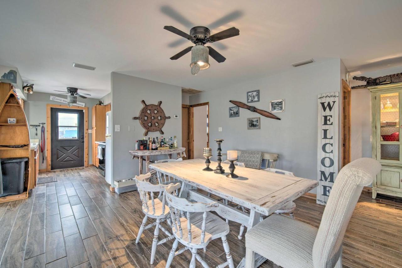 Unplugged Withlacoochee Riverfront Retreat! Bushnell Esterno foto